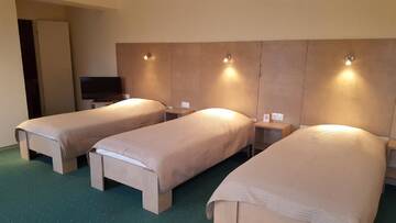 Фото номера Трехместный номер Отель Hotel Gulbene г. Гулбене 3